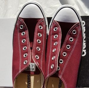 Converse Unisex Shoes (maroon)